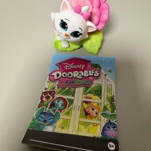 Disney Doorables In Full Bloom Marie